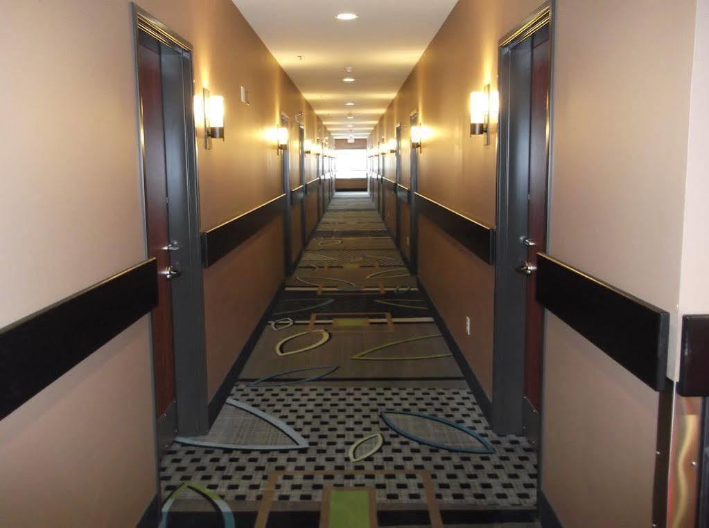 Best Western Blairmore Saskatoon Ngoại thất bức ảnh